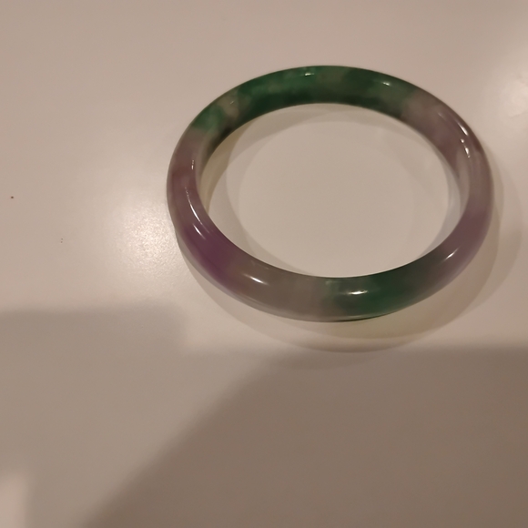 Dyed Jade Green and Purple Bangle Bracelet - Picture 2 of 3